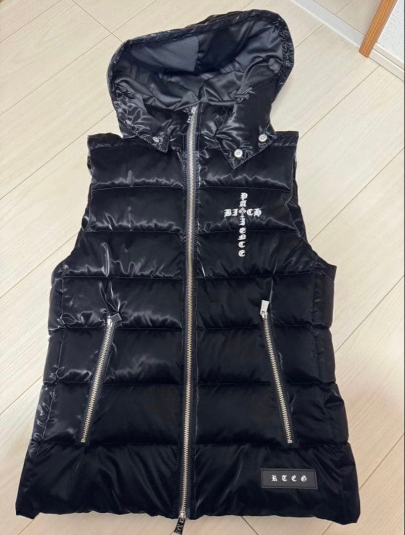 アダムス・ジャグラー ダウンベスト 完売品