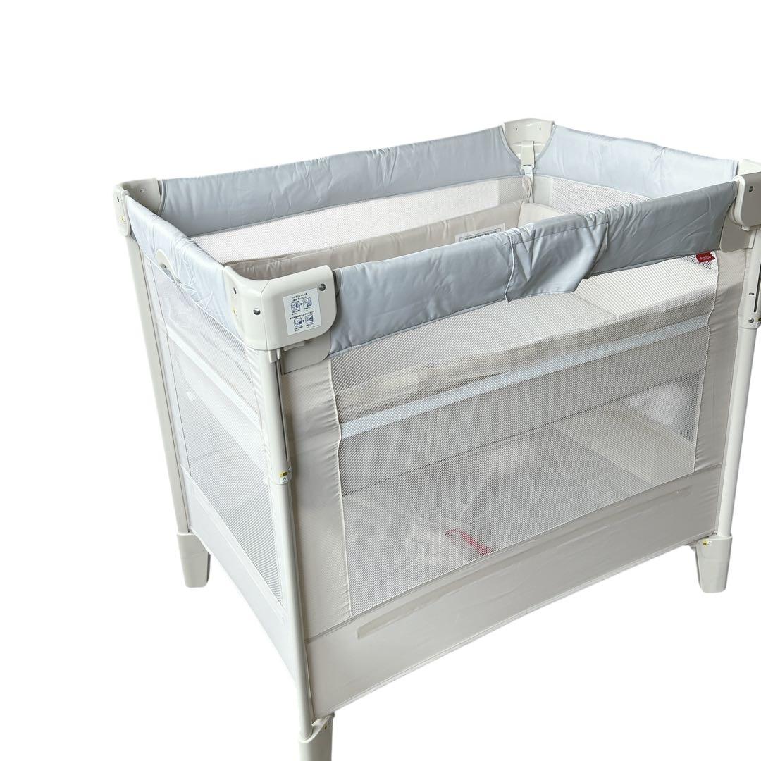 極美品　アップリカ　ココネルエアープラスAB ホワイトベージュ