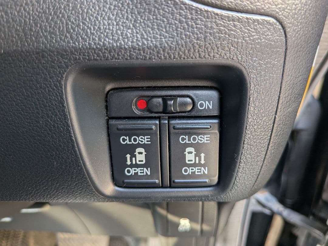 ホンダ N-BOXカスタム　GターボPKG 4WD