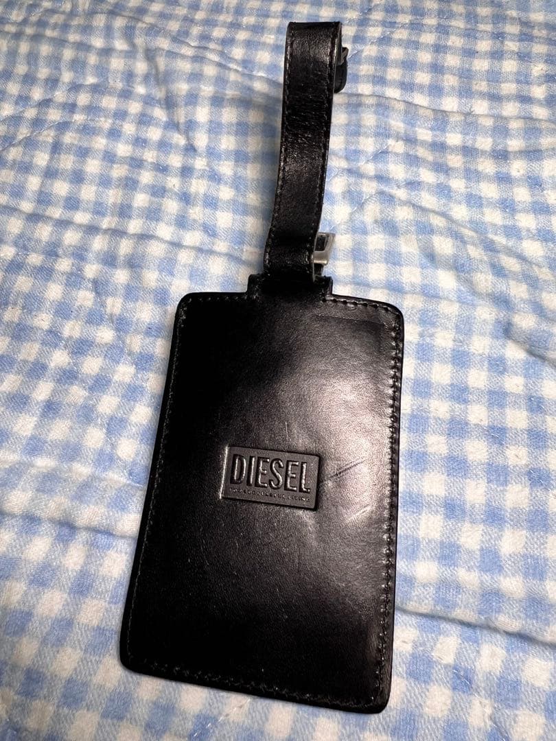 DIESEL ブラック レザーネームプレート