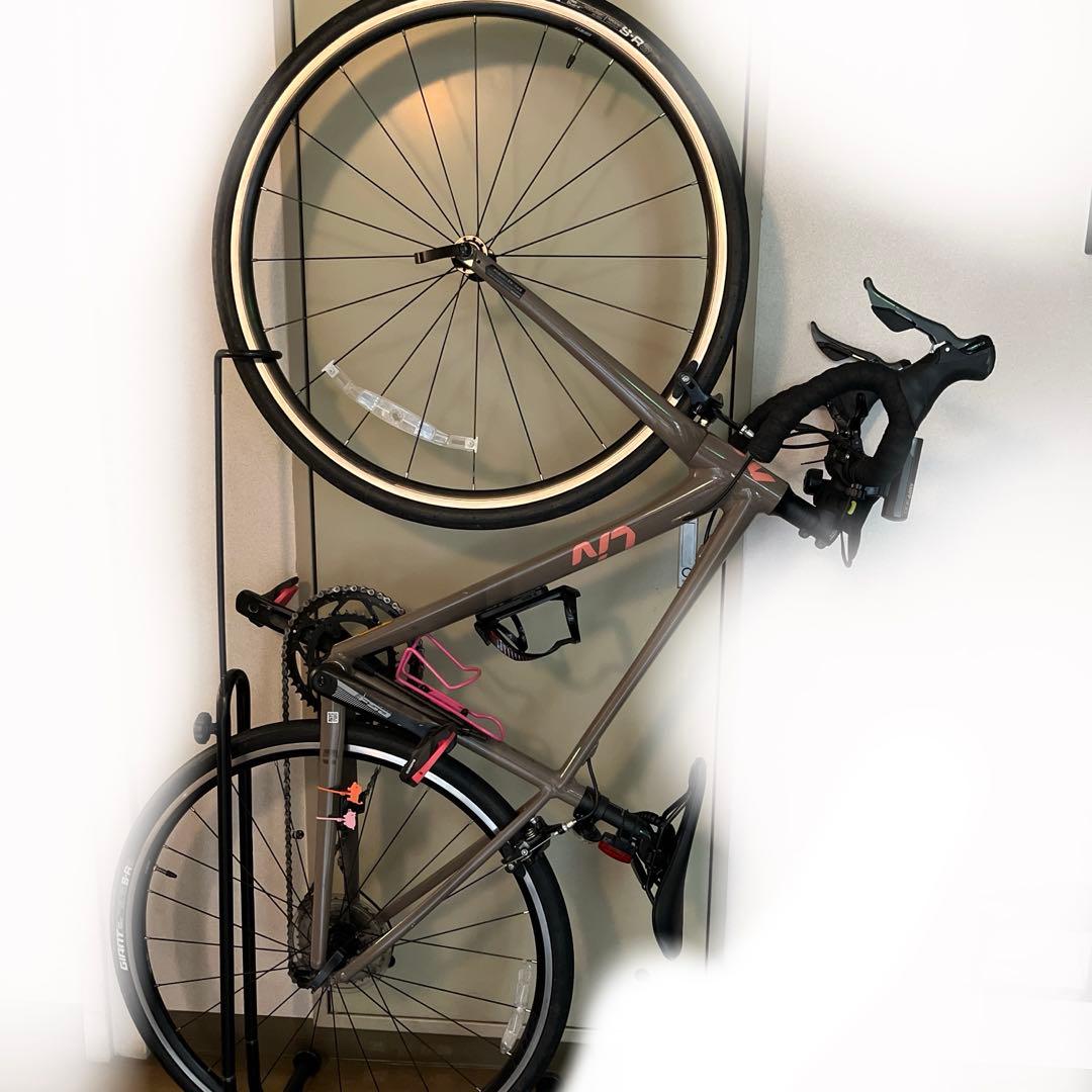 GIANT ( ジャイアント ) ロードバイク LIV