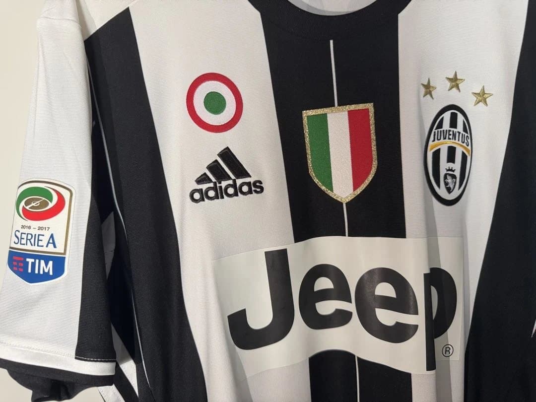 セリエA 旧ロゴユヴェントス ディバラ ユニフォーム
