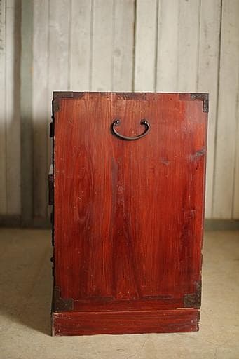 綺麗な丸金具庄内箪笥　抽斗6杯　タンス　収納　古家具　古民家　時代家具