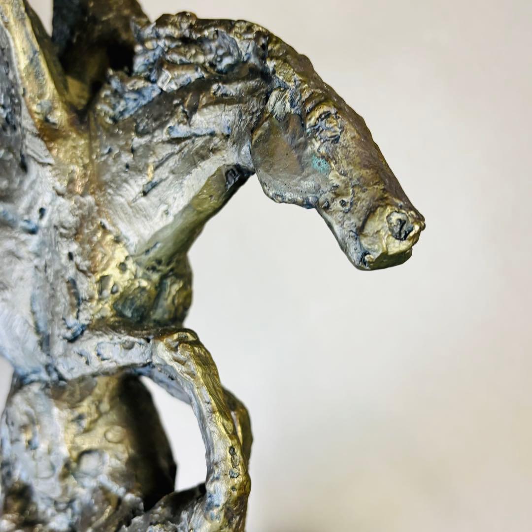 日本彫塑界巨匠 北村西望作 彫刻春駒に題す 洋銀製『春風 』台座付 馬 置き物