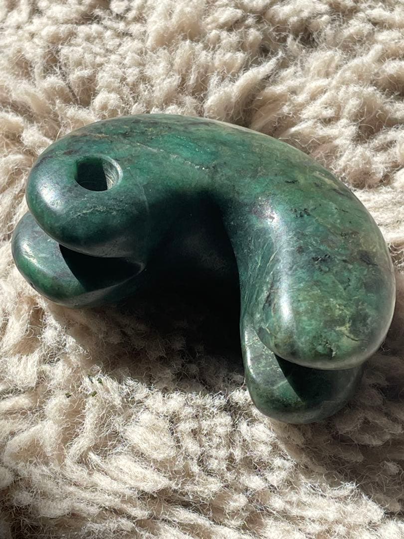 古墳時代前期　合わせ勾玉　翡翠　飛騨翡翠　碧玉　出土品。