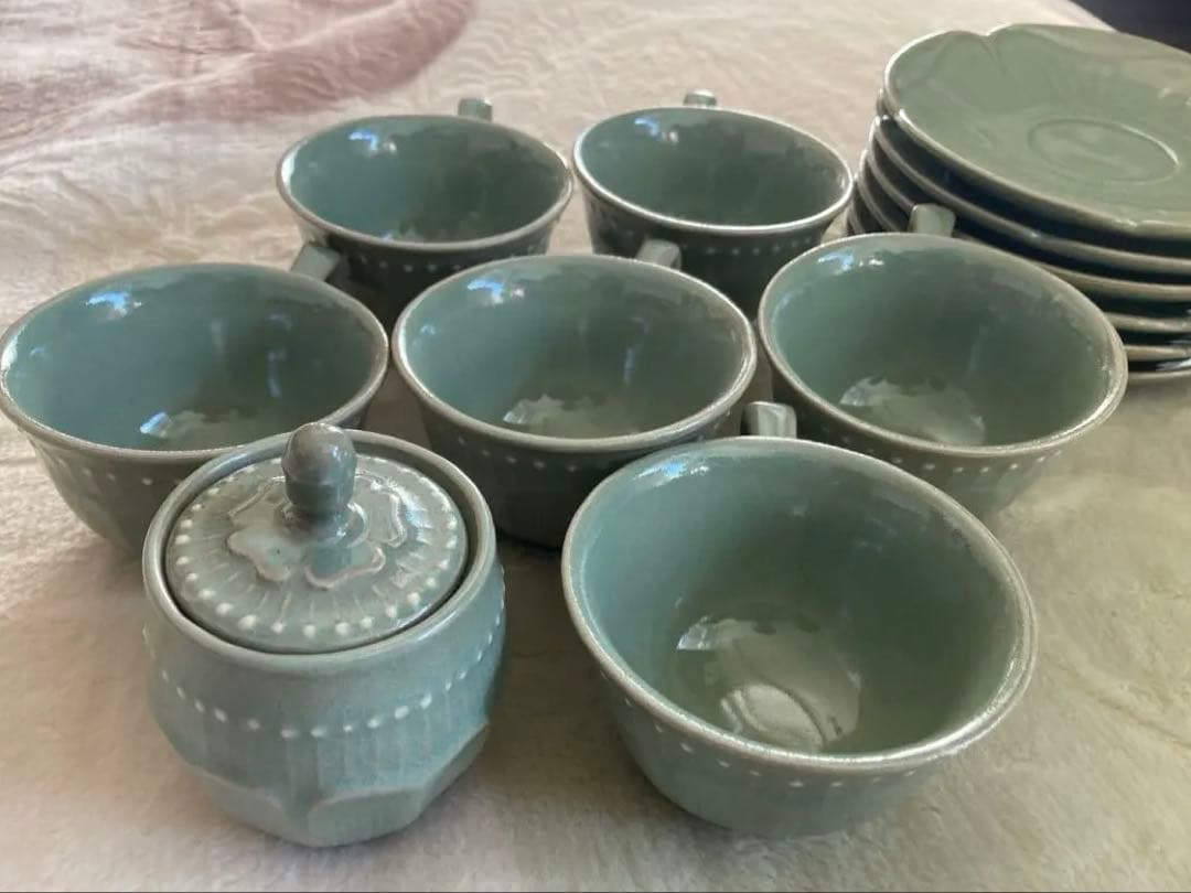 青磁茶器　ティーセット　陶磁器　骨董　アンティーク　梨花　韓国