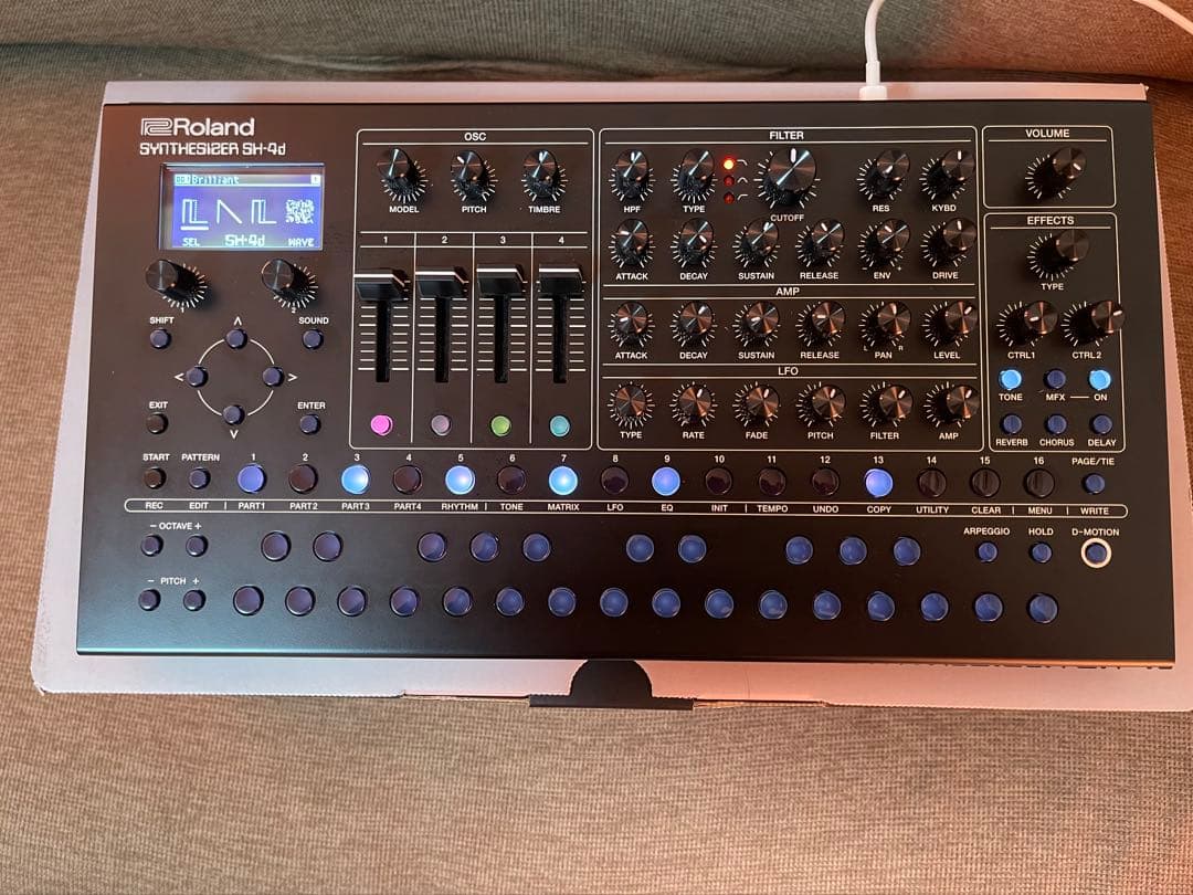 Roland SH-4d デジタルシンセサイザー