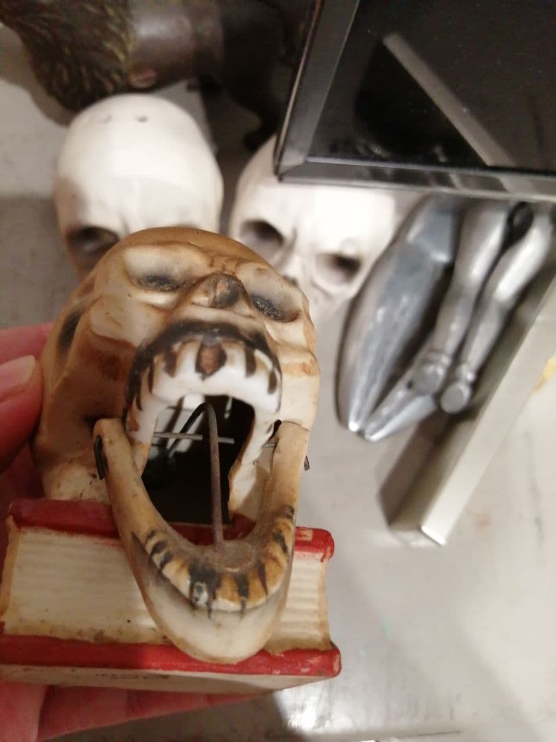 50s 　雰囲気　スカルオンブック　スカル　ドクロ　ビンテージ