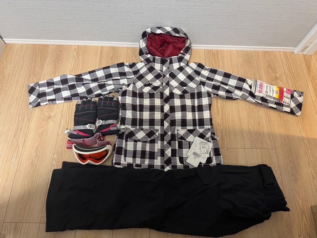 #新品未使用phenixスキー スノボ ウェア 上下 160