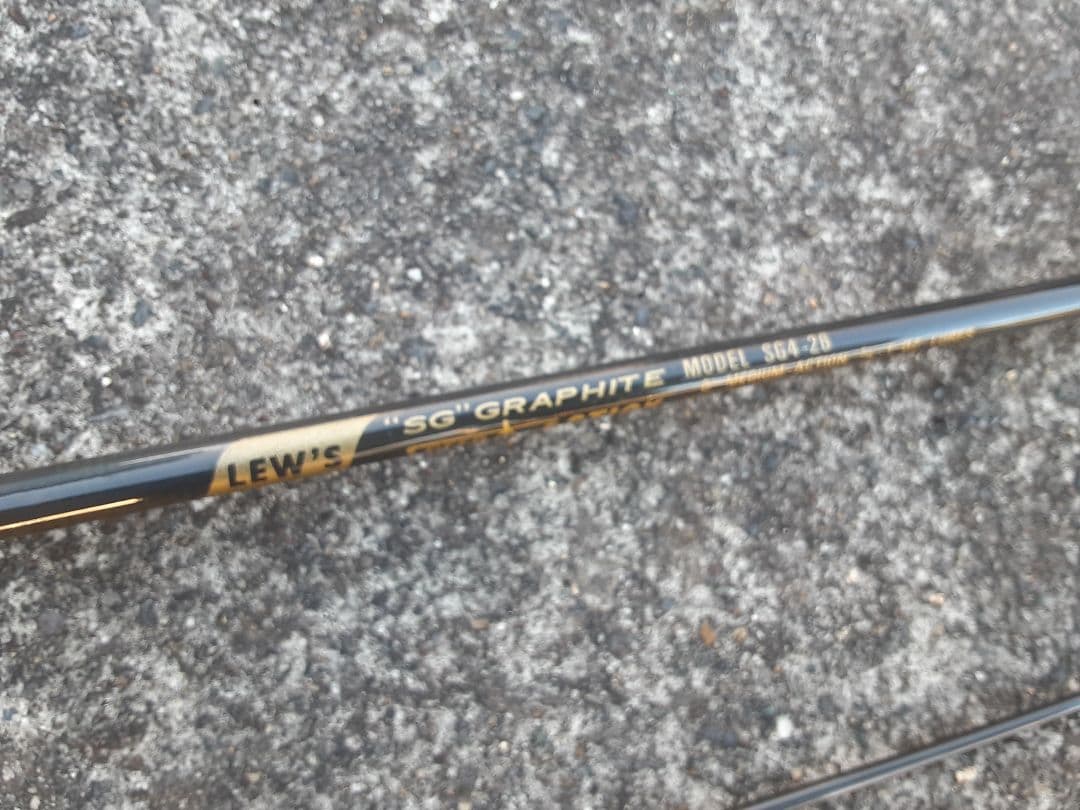 メルカリ便　fuji lews GRAPHTE SG4-26 スピードスティック