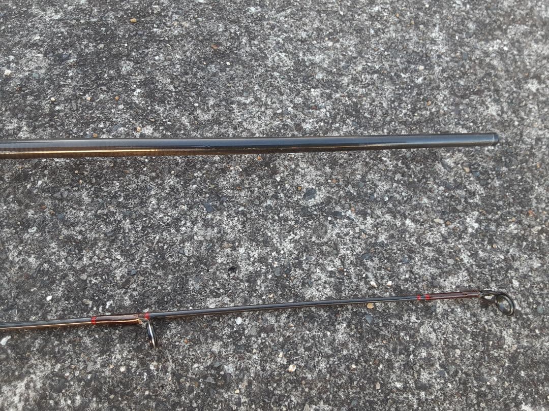 メルカリ便　fuji lews GRAPHTE SG4-26 スピードスティック