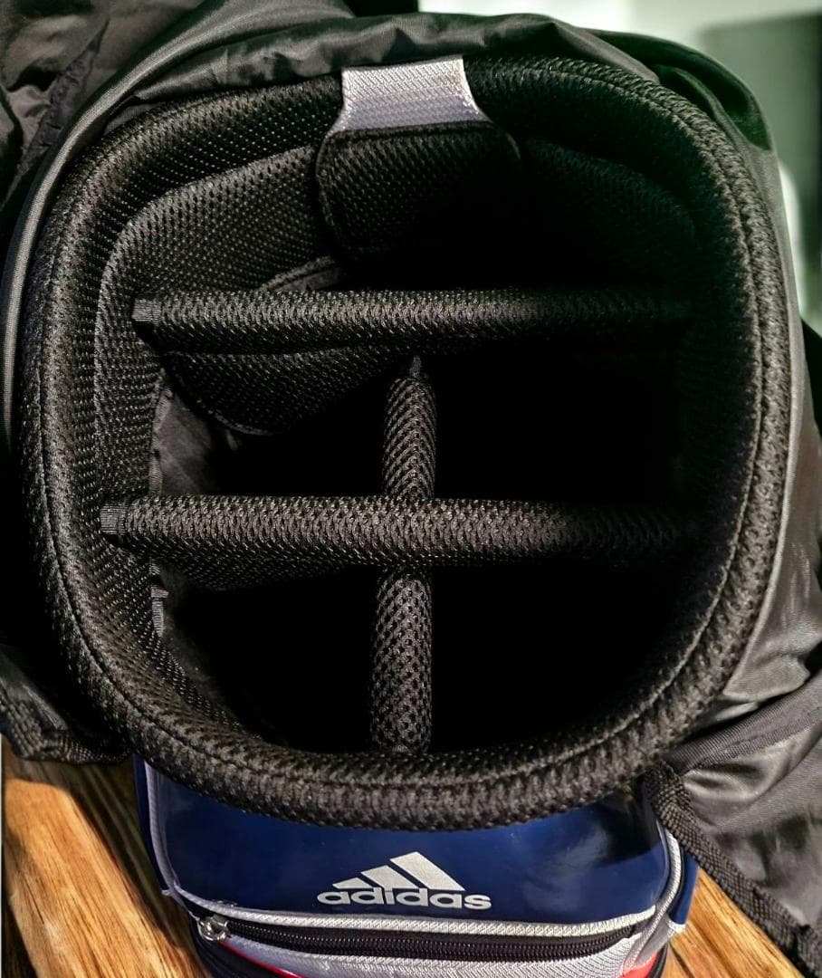 送料無料/超美品　adidas ゴルフバッグ トリコロール