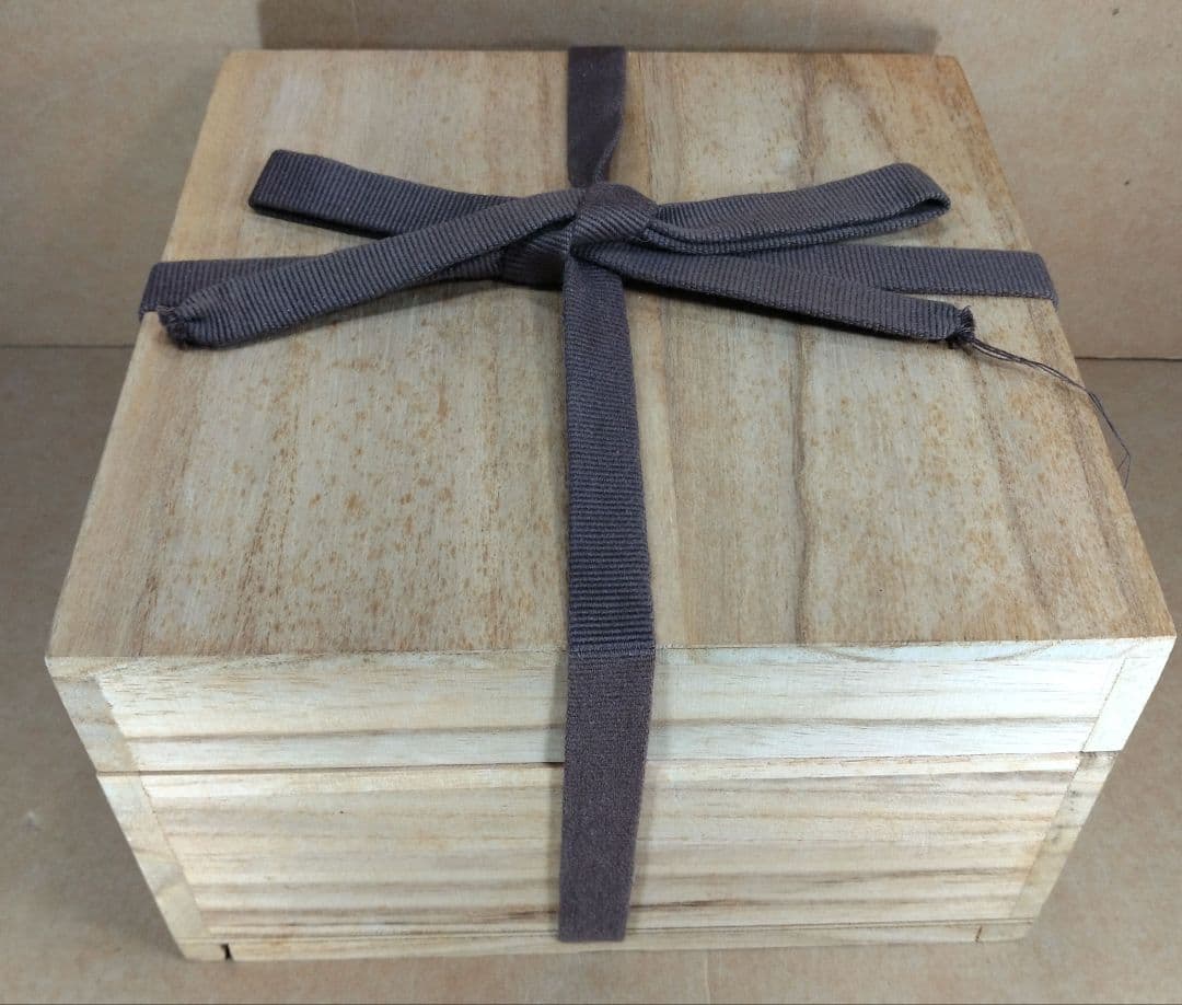 浮舟！他の方は買わないで。最高傑作【本物保証】金城次郎 壷屋焼 魚文茶碗