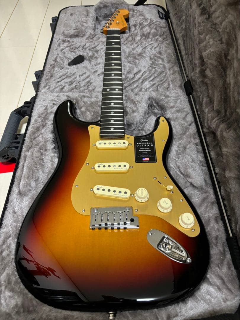 Fender American Ultra II フェンダー　USA 保証付き