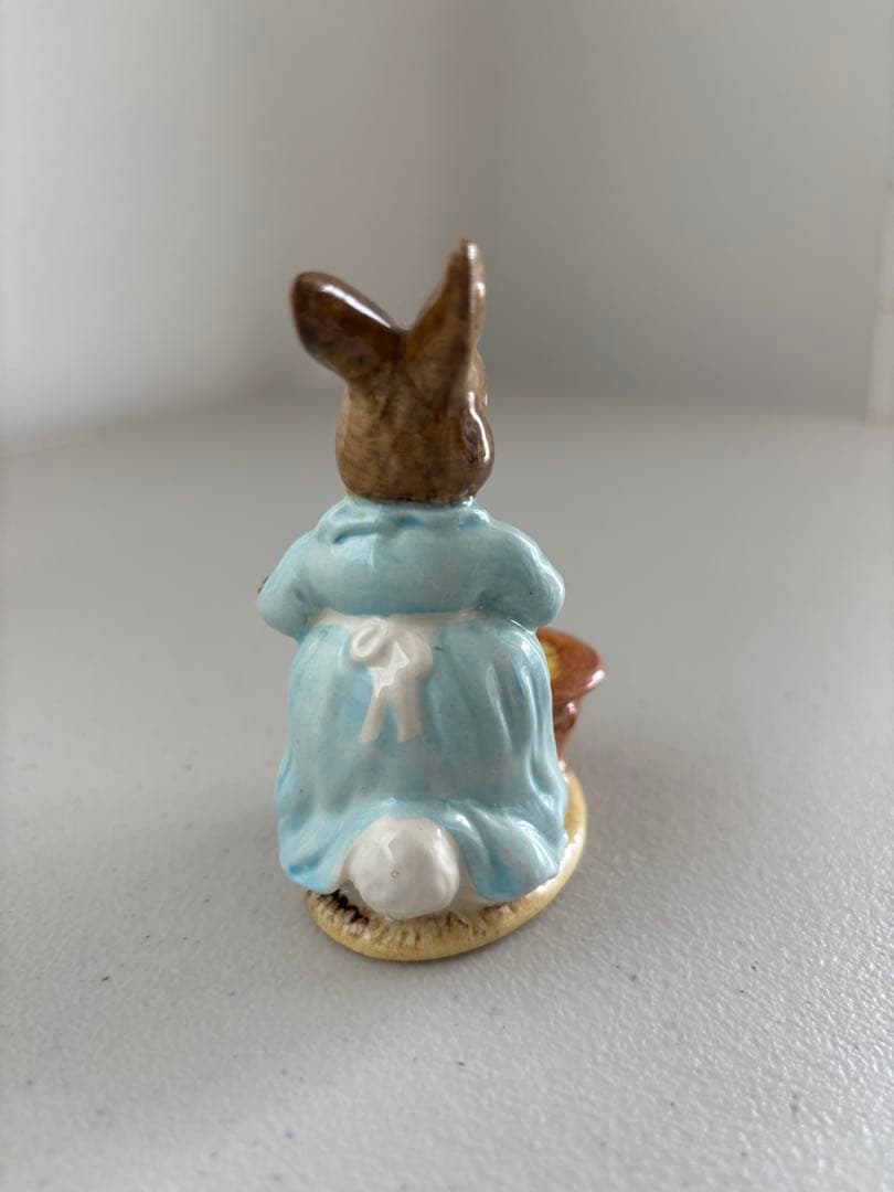 稀少品、Beswick社　ピーターラビットのフィグリン　4体まとめて！