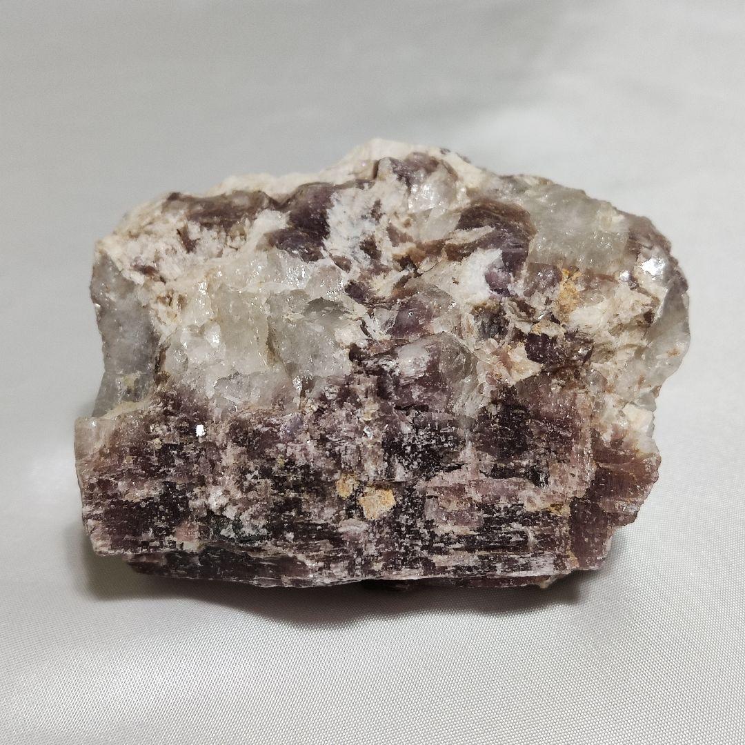 パワーストーン　天然石　原石　リチア雲母　199g　No.233