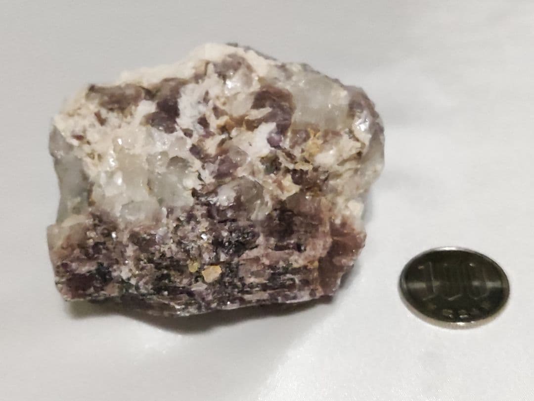 パワーストーン　天然石　原石　リチア雲母　199g　No.233