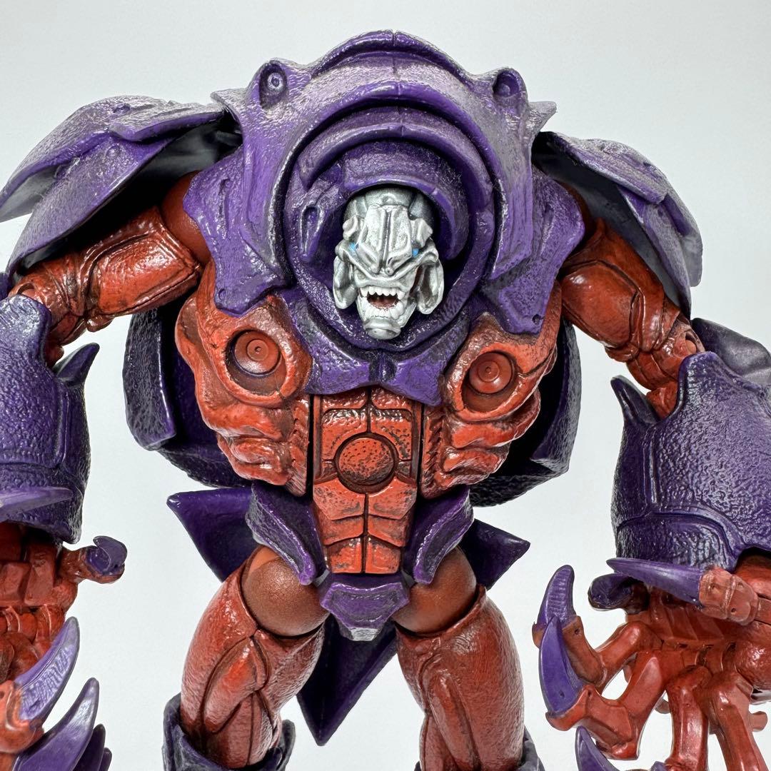 ToyBiz トイビズ マーベルレジェンド オンスロート ビルドフィギュア