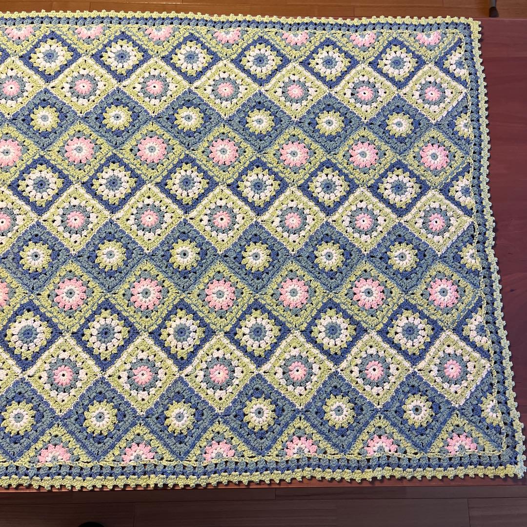 『ブランケット〈睡蓮〉』ホビーラホビーレ〜手編み〜マルチカバー