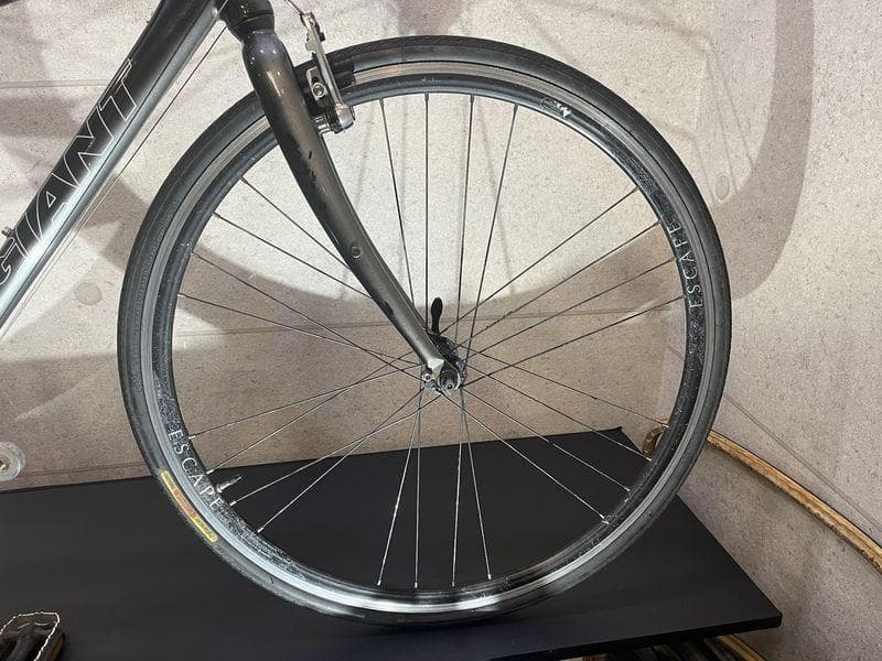 GIANT ESCAPE R3 クロスバイク sizeXS グレーカラー