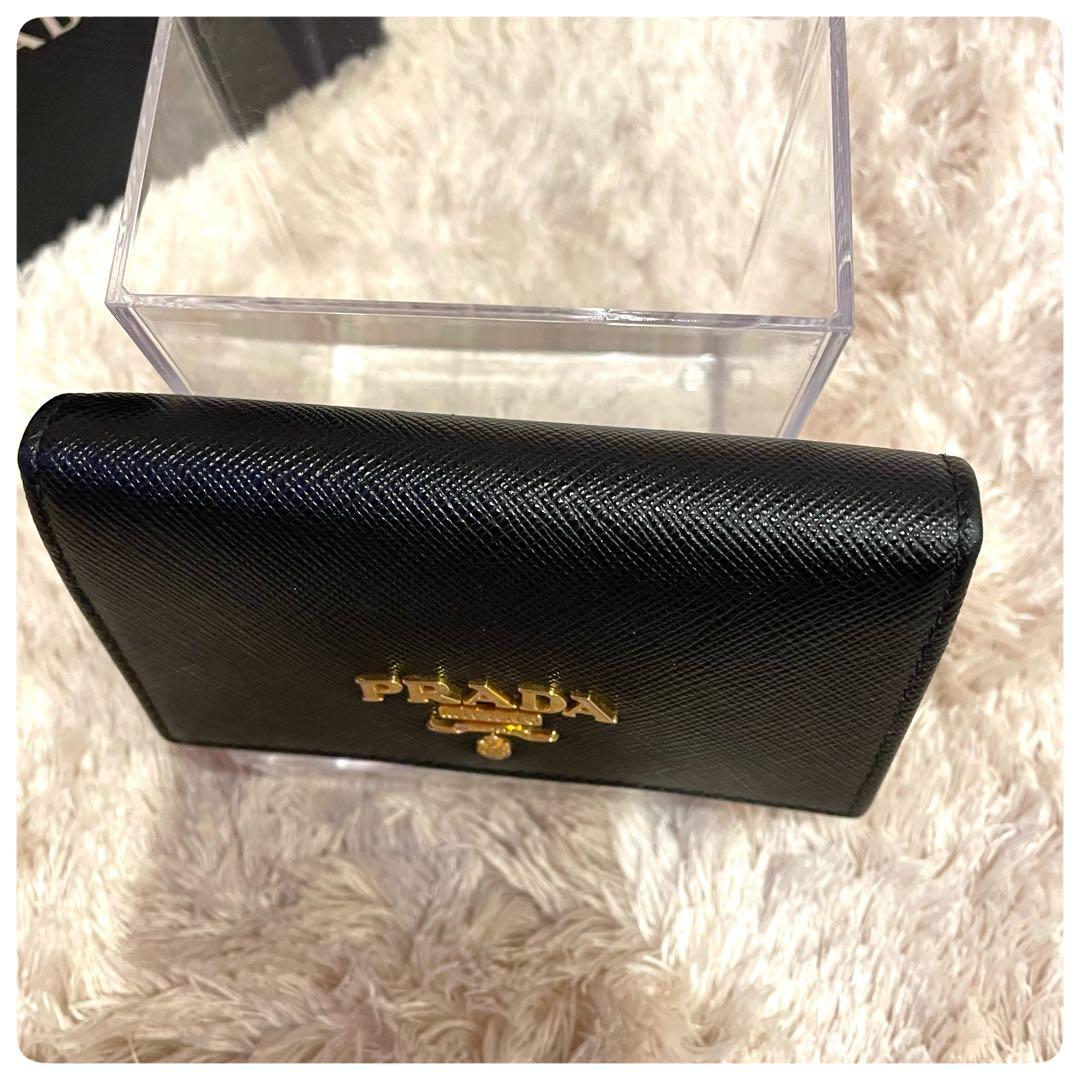 新品未使用✨　プラダ カードケース　名刺入れ ギャランティカード　箱付き