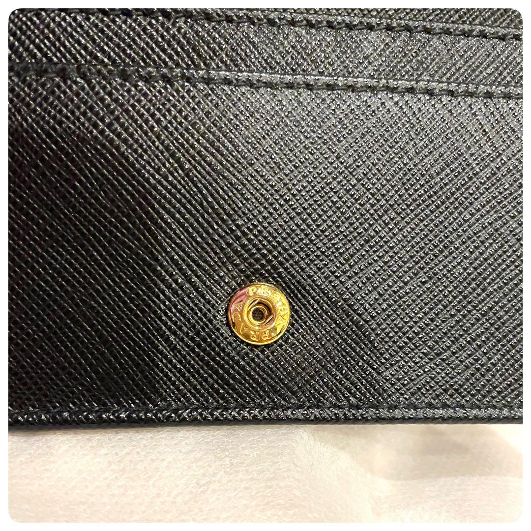 新品未使用✨　プラダ カードケース　名刺入れ ギャランティカード　箱付き