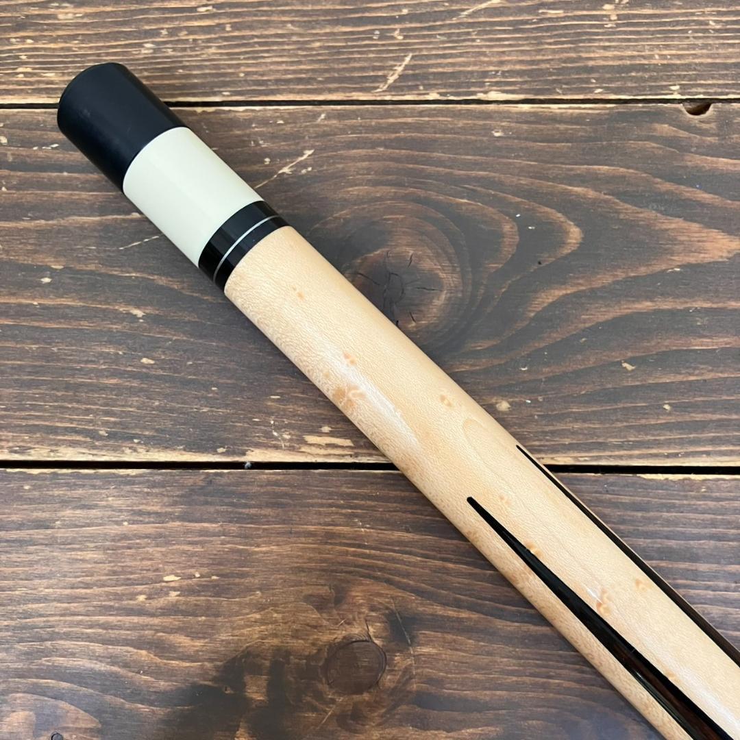 MEZZ　メッズ　キュー　ビリヤード