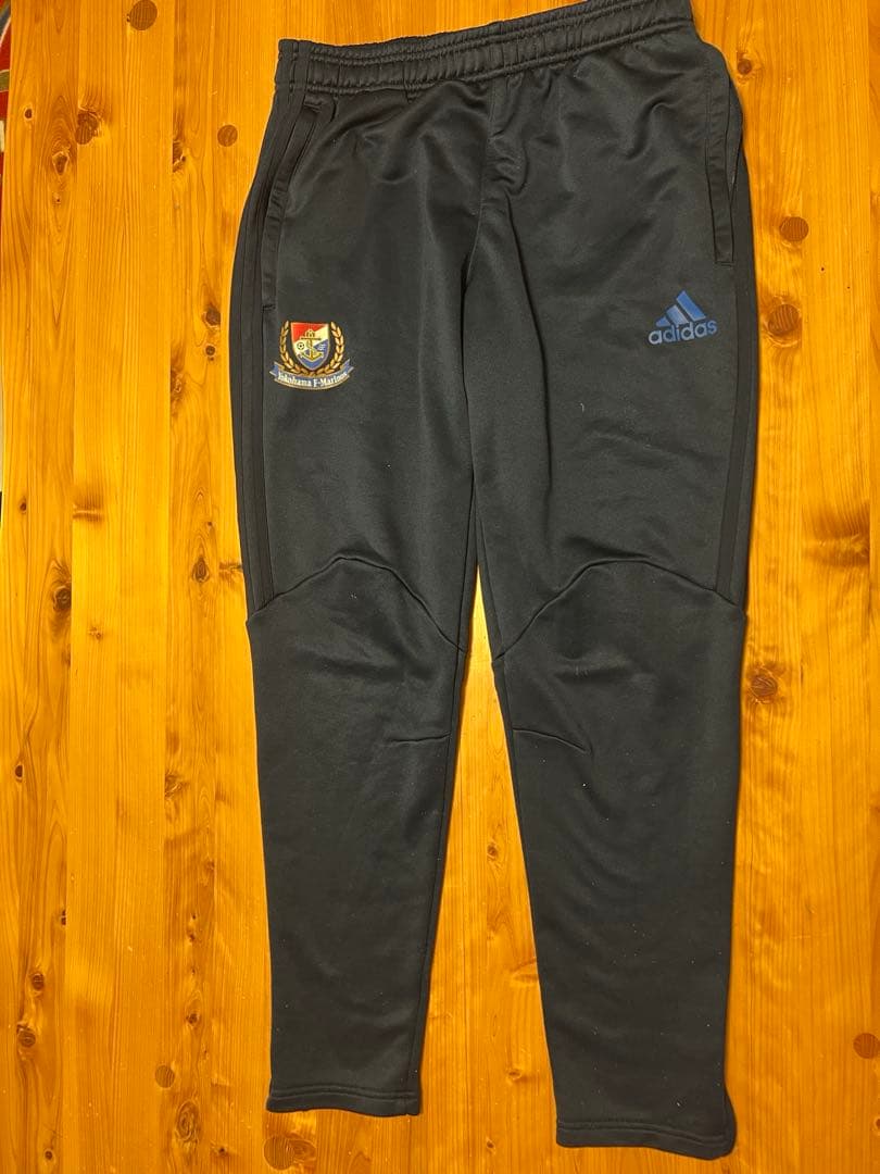 横浜F・マリノス トレーニングパンツ Oサイズ adidas エンブレム入り