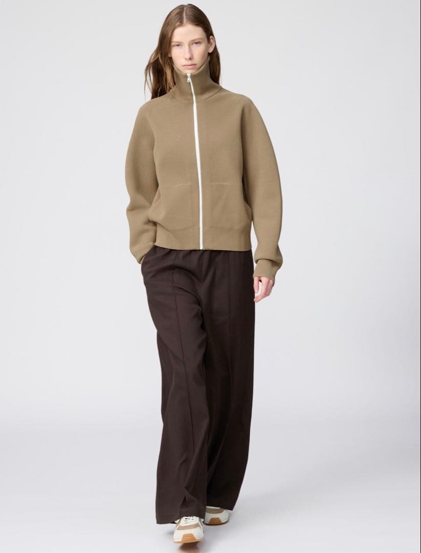 ユニクロ　ミラノリブフルジップカーディガン