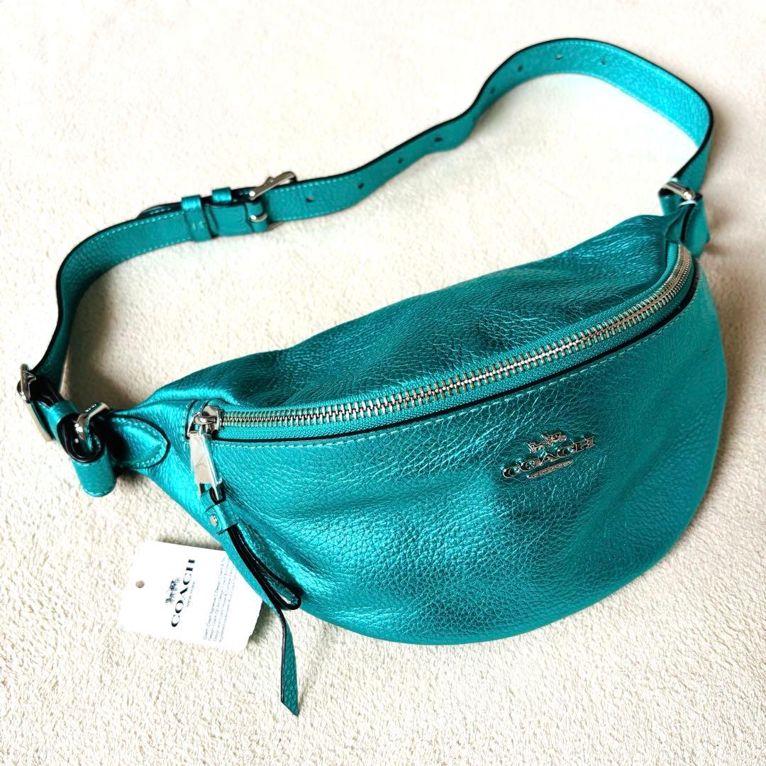 【新品未使用】COACH メタリックレザー シボ革 ボディバッグ グリーン