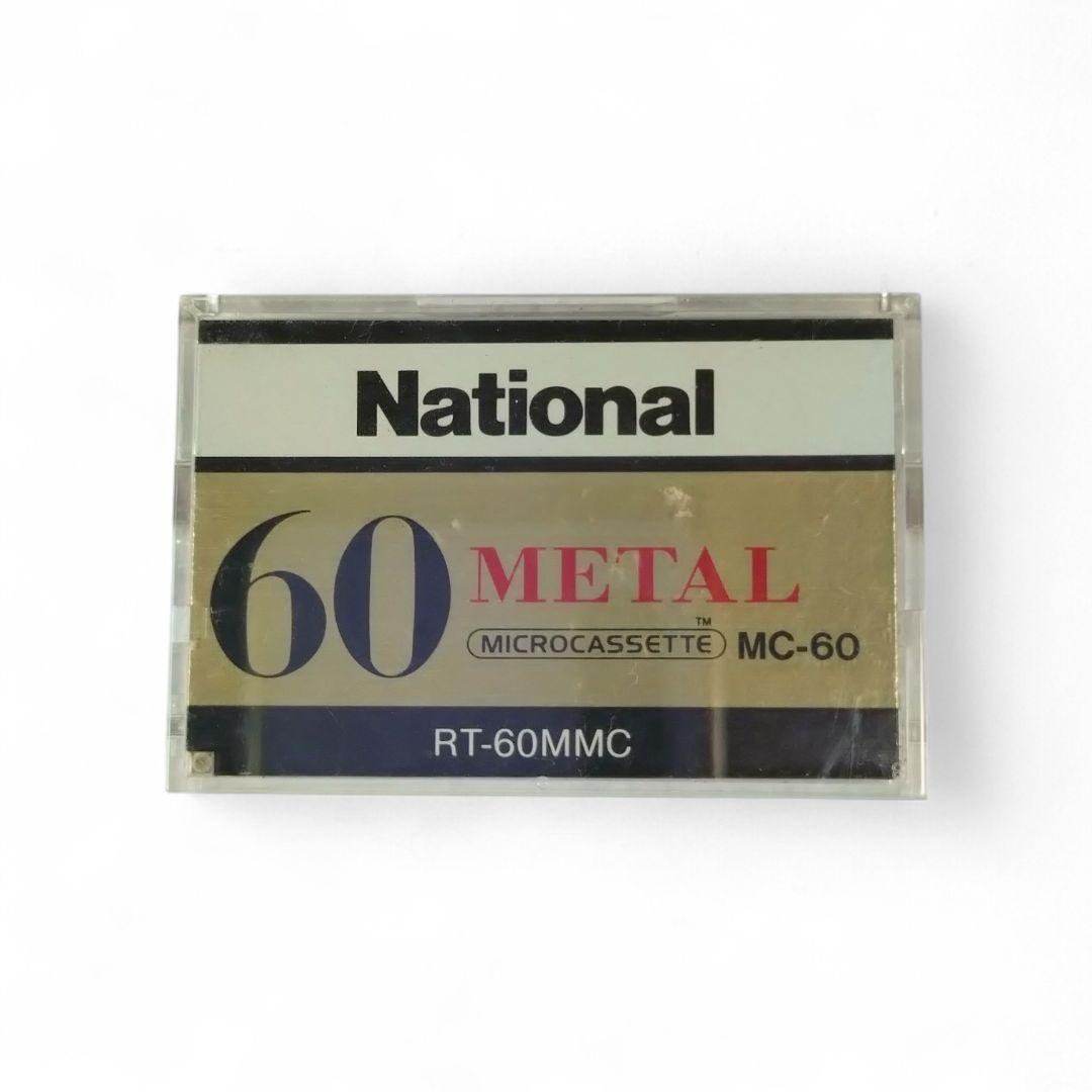 d*9様 AIWA マイクロカセットレコーダー 　 CS-M1 ラジオ・カセット