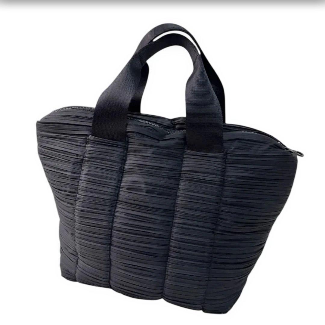 【美品】PLEATS PLEASE ISSEY MIYAKE ハンドバッグ 黒