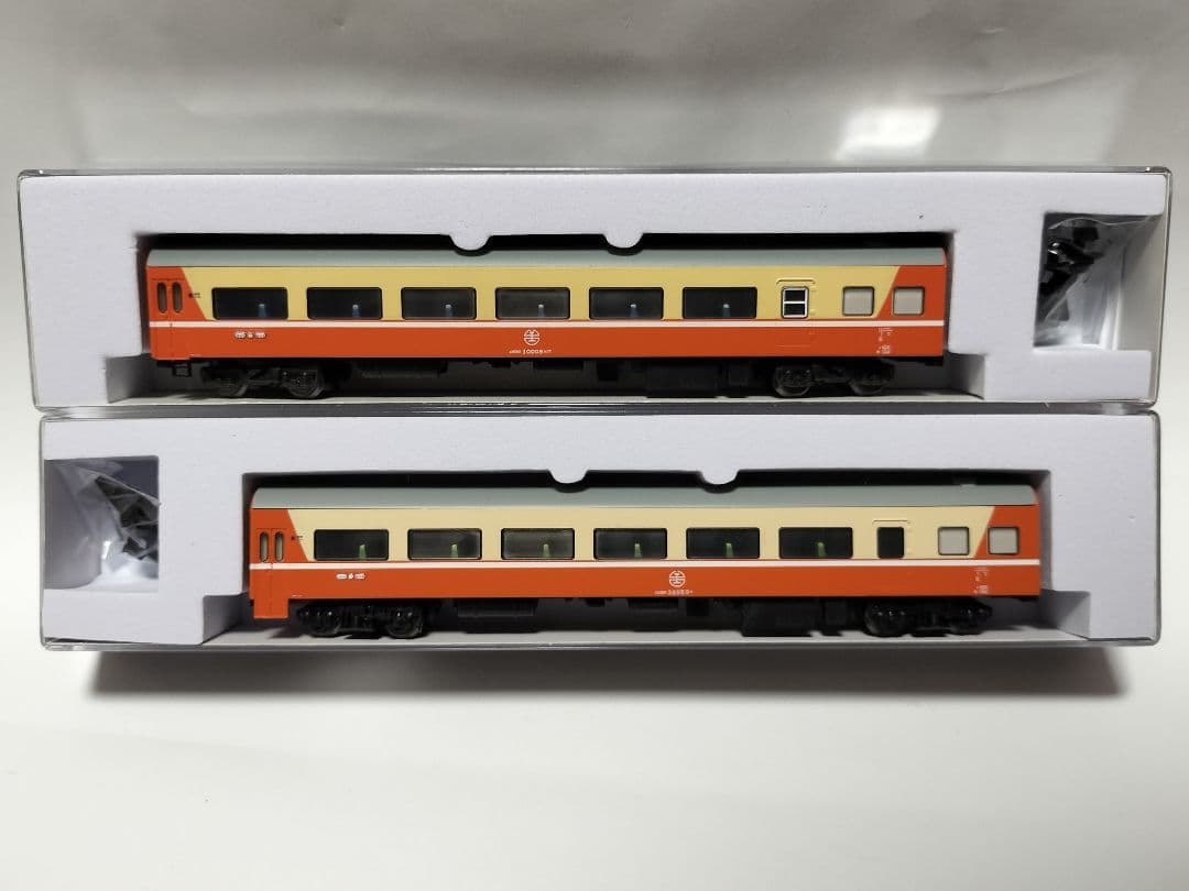 Salan. 台湾 35SP32950 40FP10000 キョ光号