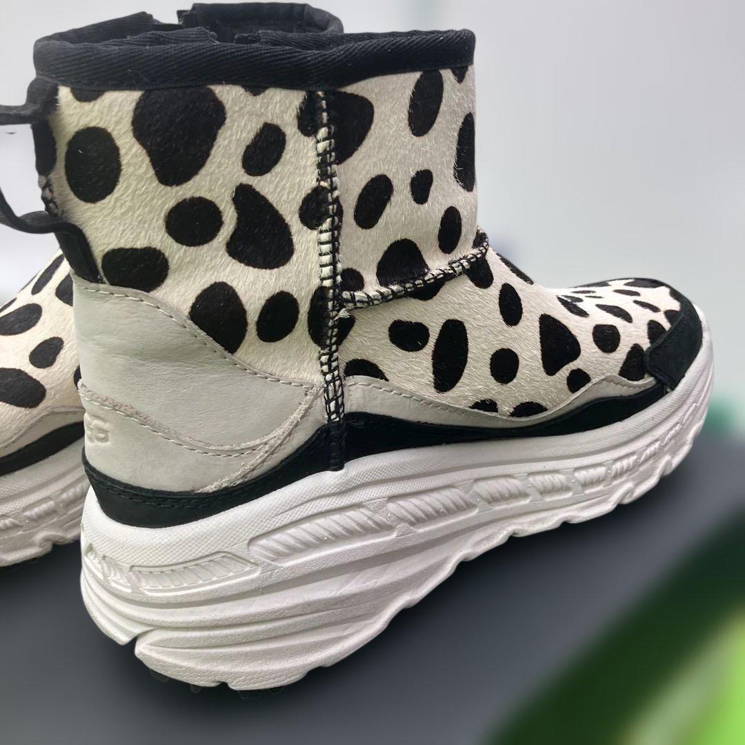 希少　UGG ショートブーツ ダルメシアン　ハラコ 軽い　厚底　23