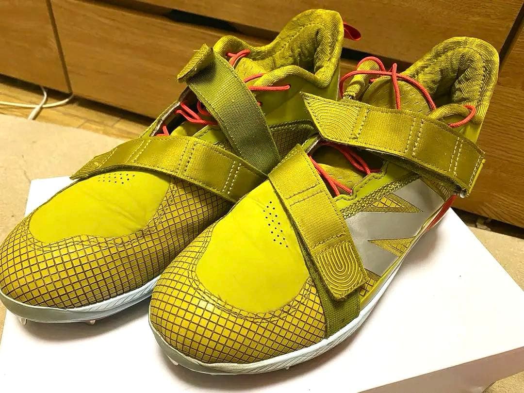 【日本未発売】美品リンドーアモデル/ニューバランス/野球スパイク【激レア】