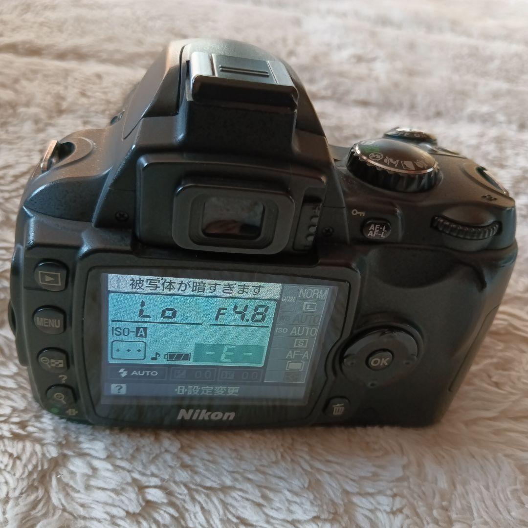 Nikon D40デジタル一眼レフ 18~55ミリ標準ズームセット[極美品]