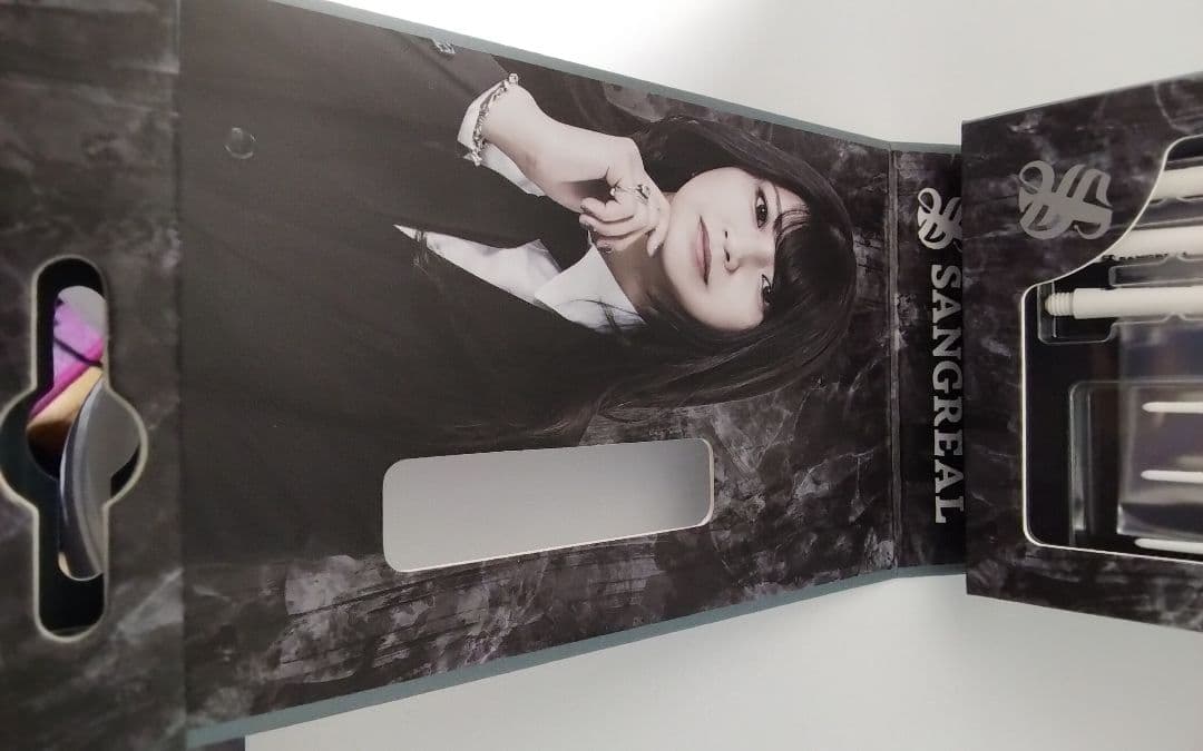 E*A様 サングリアル!坂口優希恵!極美品!新品同品!付録未開封!ダーツセット