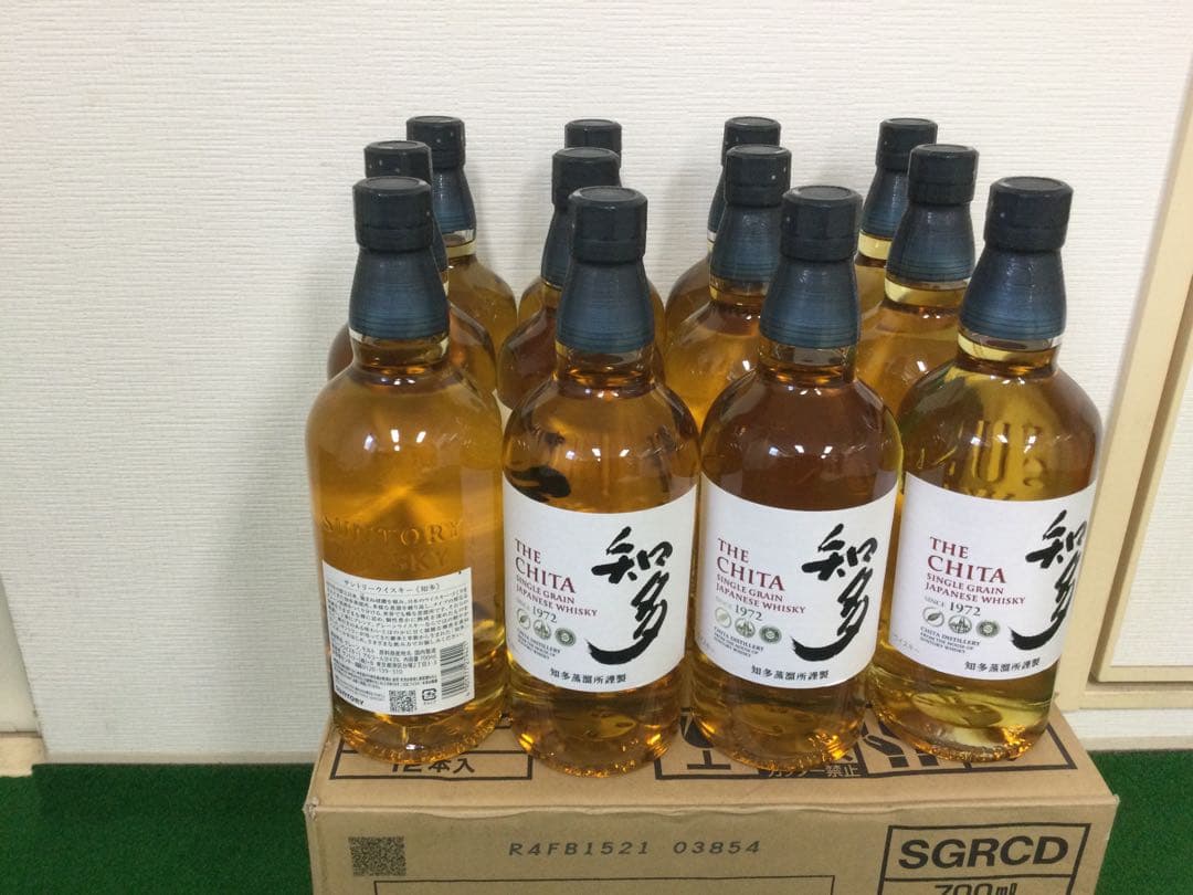 サントリー「知多」700ml 12本セット　SUNTORY ギフト箱12個付き