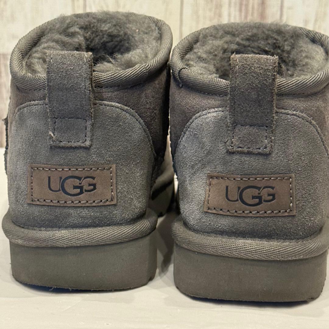 【UGG】 クラシック ウルトラミニ ムートン ブーツ 24cm グレー