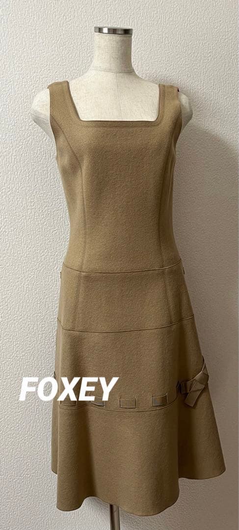 FOXEY フォクシー　再お値下げ♪ ラインの綺麗なワンピース　サイズ38