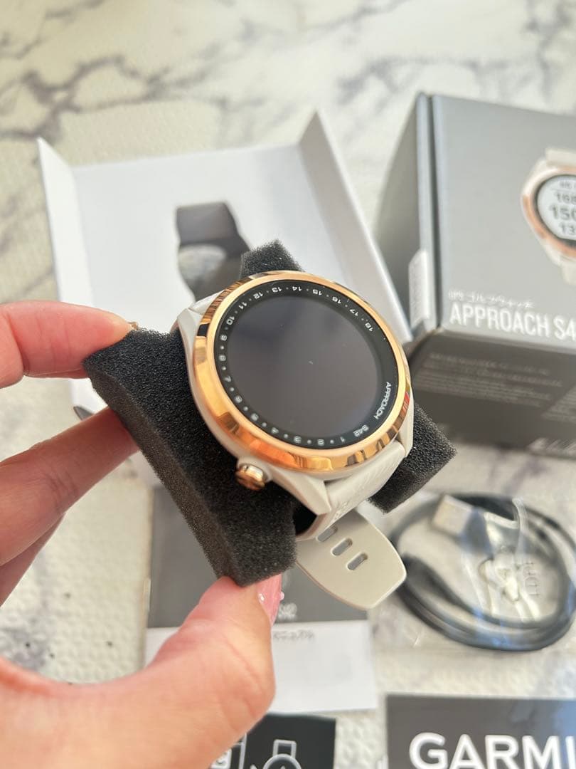 Garmin Approach S42 GPSナビ ホワイト/ゴールド