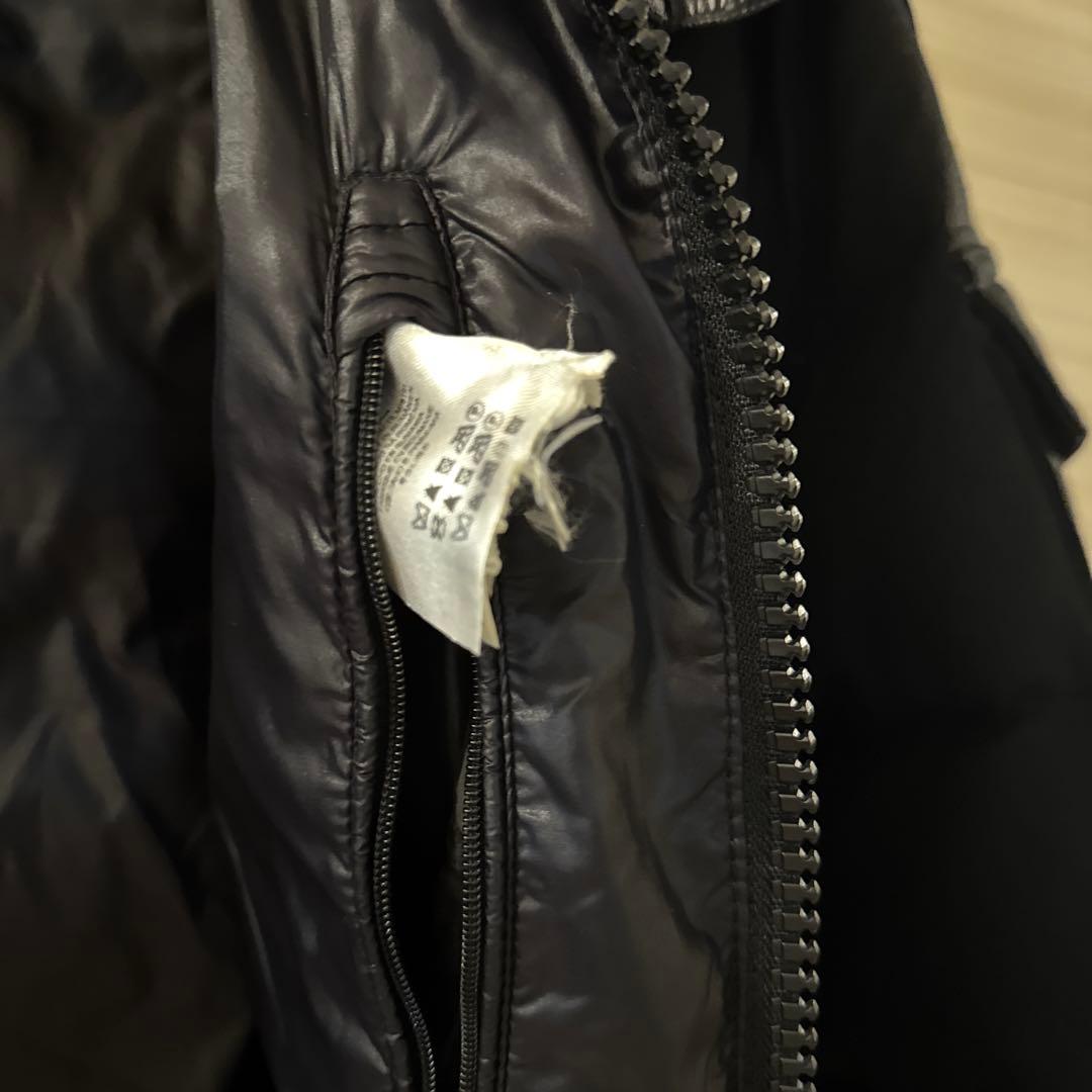 MONCLER ブラック ダウンジャケット はんなり様