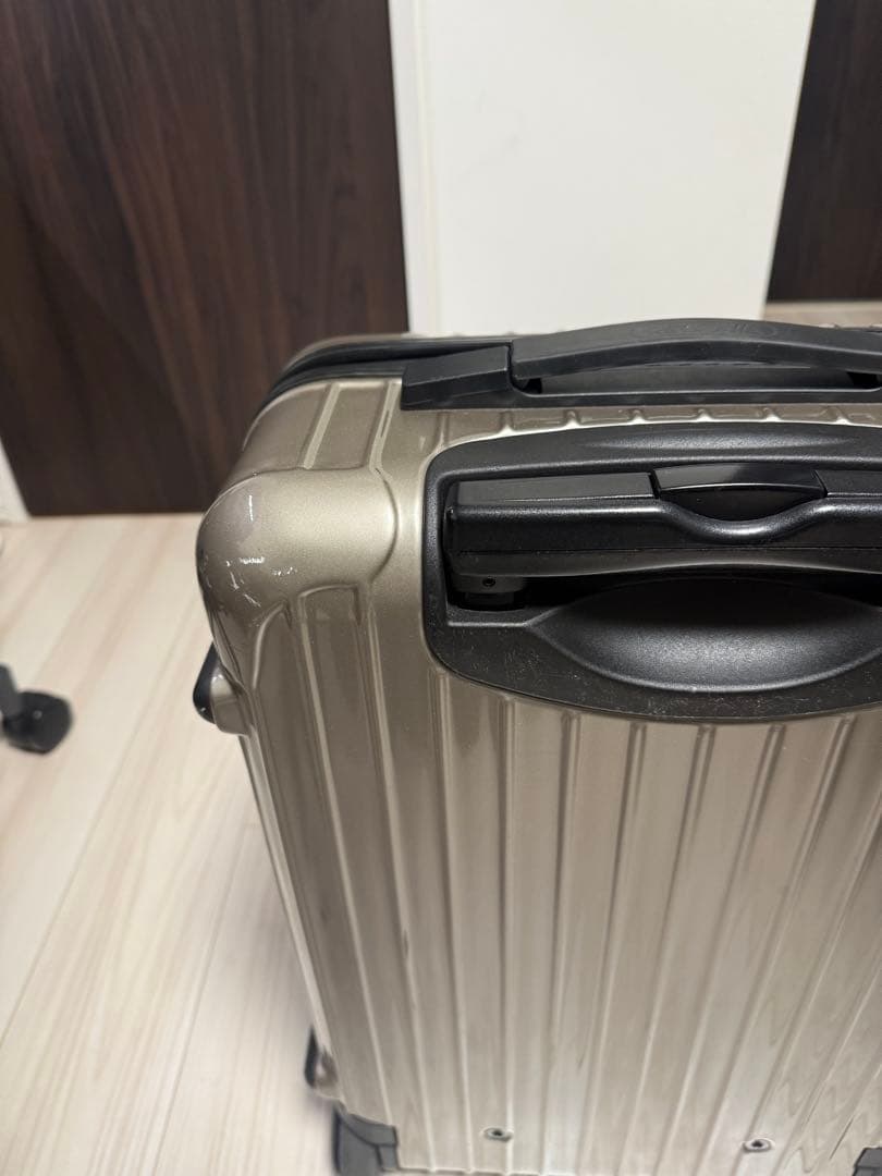 RIMOWA サルサ 35L 2輪 機内持ちサイズ