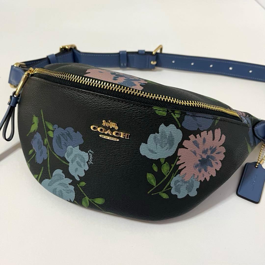 希少✨極美品✨コーチ　ボディバッグ　ウエスト　フローラル　花柄　レザー　濃紺