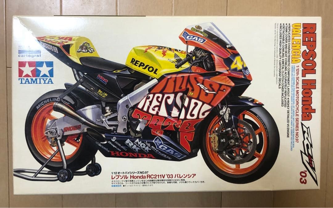 TAMIYA Honda RC211V '03 1/12 タミヤ　ロッシ