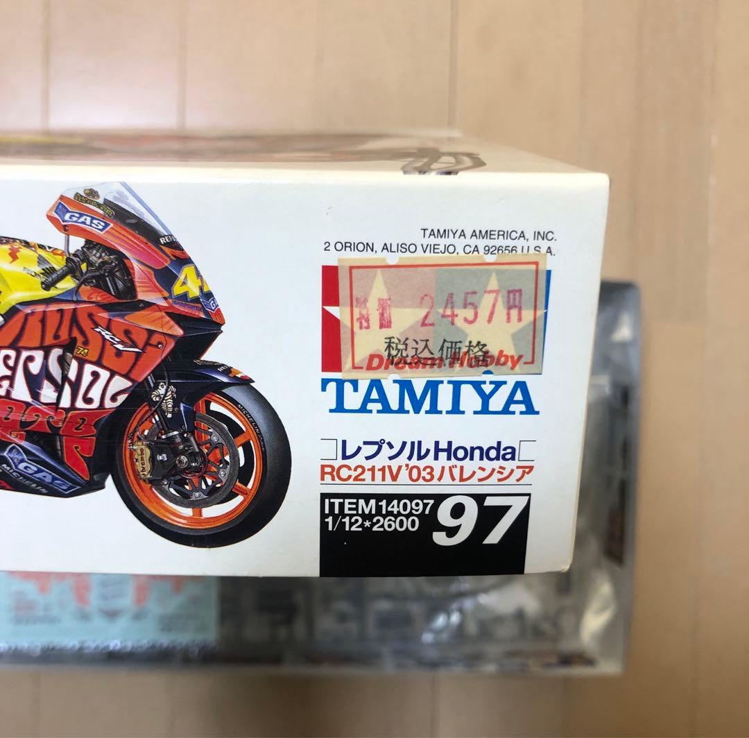 TAMIYA Honda RC211V '03 1/12 タミヤ　ロッシ