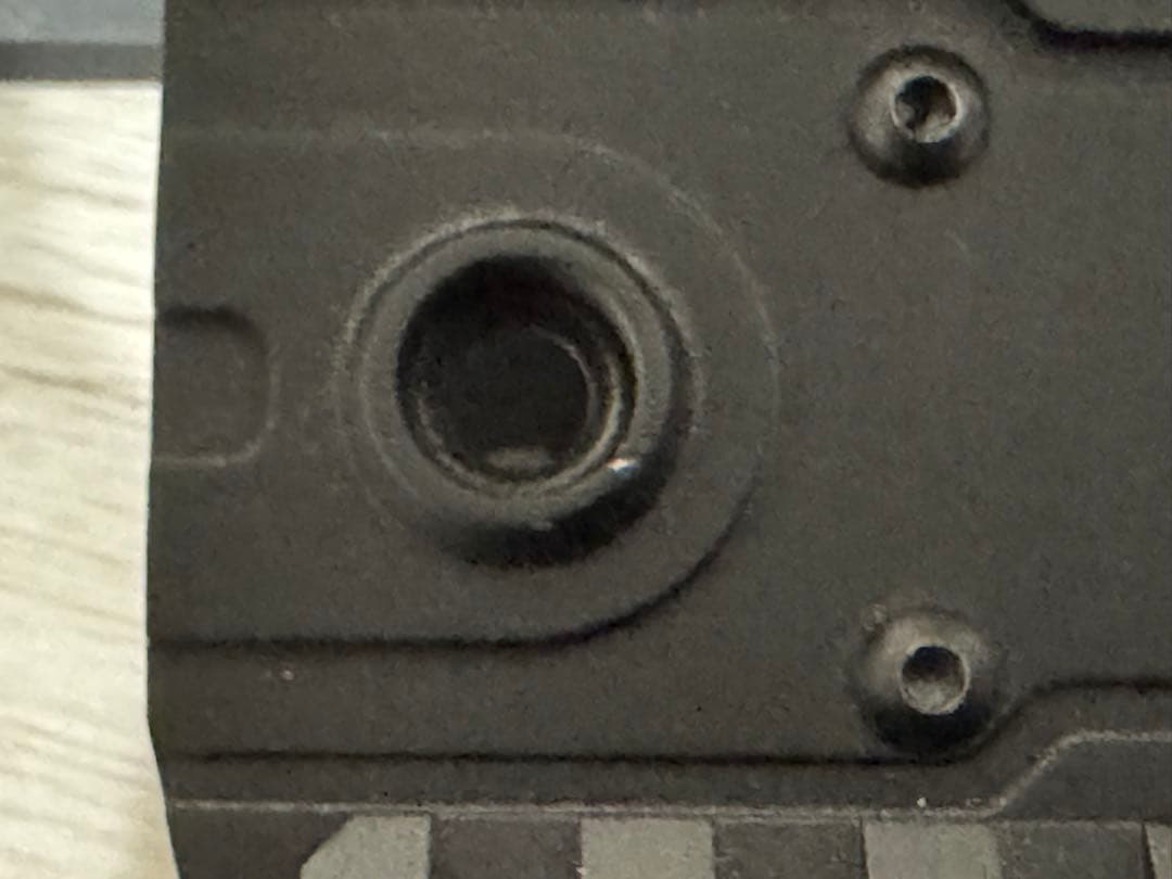 Laylax P90 アーマード レイルシステム