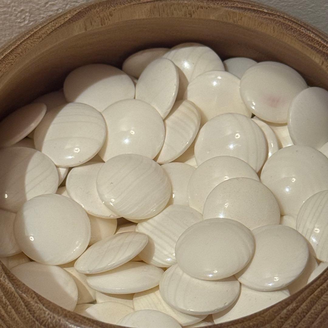 本榧 5寸 天地柾 / 本蛤碁石 / 那智黒 / 銘木碁笥 フルセット