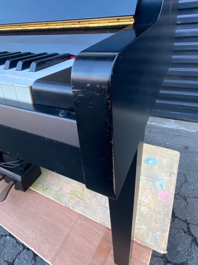 グランドピアノ型電子ピアノ YAMAHA DGP-1(ブラック)