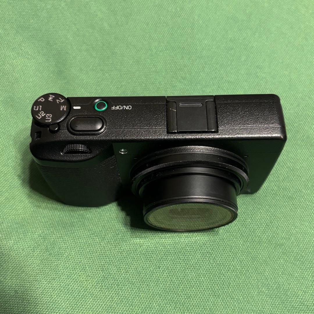 【美品】RICOH GR III（3775回）コンパクトデジタルカメラ